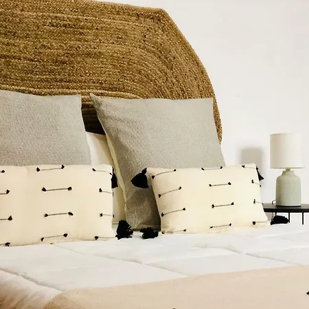 Canaryislandshost L Surf Lanzarote Apartament *