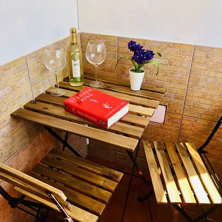 Canaryislandshost L Surf Lanzarote