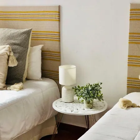 Canaryislandshost L Surf Lanzarote * Famara