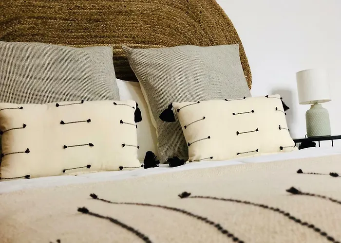 Canaryislandshost L Surf Lanzarote *