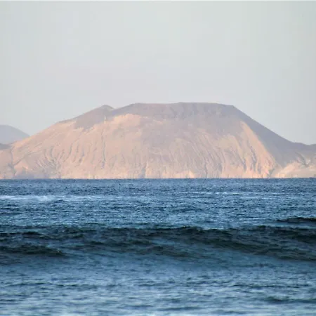 Апартаменты Canaryislandshost L Surf Lanzarote