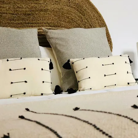 Canaryislandshost L Surf Lanzarote *